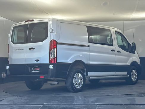Used 2024 Ford Transit 250 Low Roof w/ Exterior Upgrade Package RWD image 3
