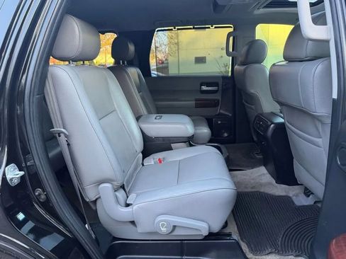 Used 2011 Toyota Sequoia Platinum AWD/4WD image 31
