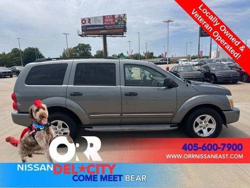 Used 2005 Dodge Durango Limited w/ Trailer Tow Group RWD image 3