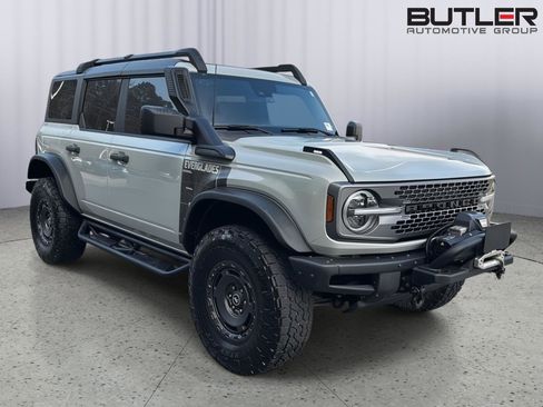 Certified 2023 Ford Bronco Everglades image 6
