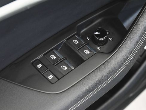 Used 2023 Audi A6 Premium Plus w/ Premium Plus Package AWD/4WD image 9
