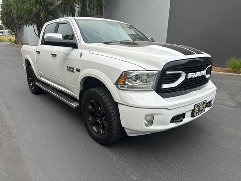 Used 2014 RAM 1500 Laramie w/ Trailer Tow Group AWD/4WD image 10
