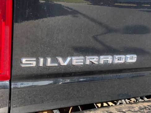Used 2024 Chevrolet Silverado 2500 High Country w/ Technology Package AWD/4WD image 31
