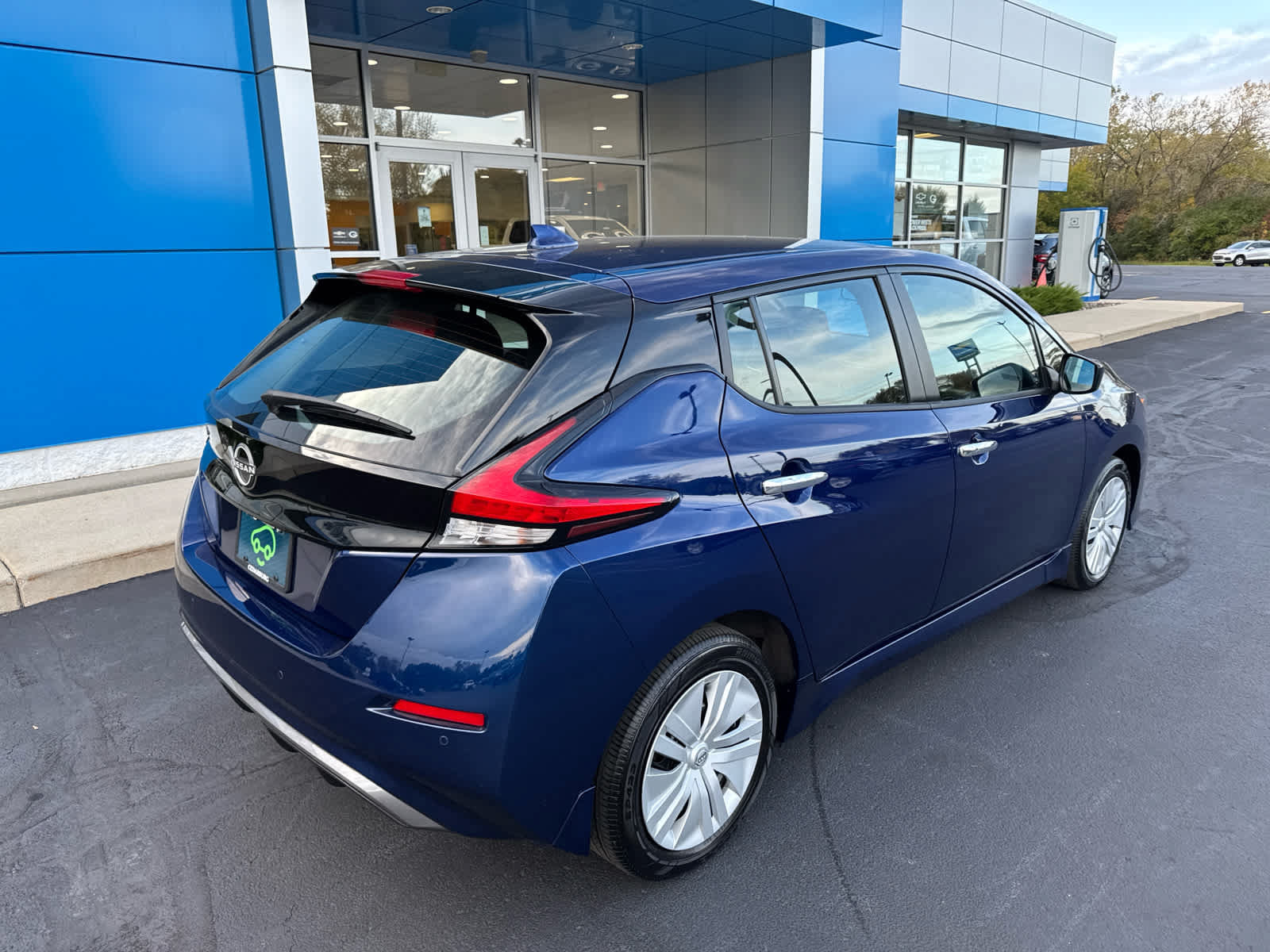 Used 2025 Nissan Leaf S FWD image 7
