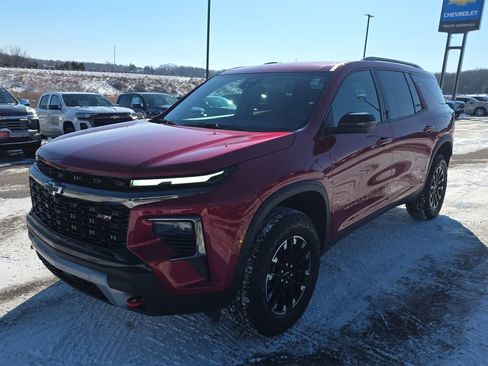 New 2026 Chevrolet Traverse Z71 w/ Enhanced Driving Package image 4