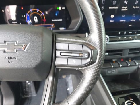 Used 2024 Chevrolet Colorado Trail Boss image 27