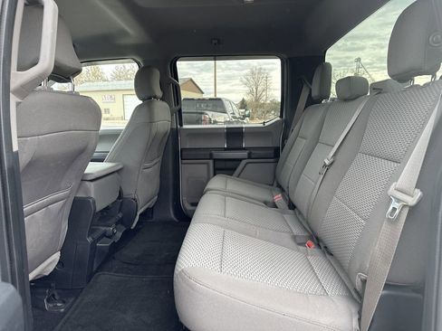 Used 2016 Ford F150 XLT image 11