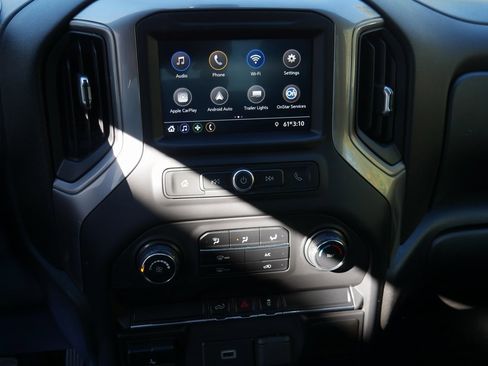 Used 2020 Chevrolet Silverado 1500 Custom w/ Custom Value Package image 15