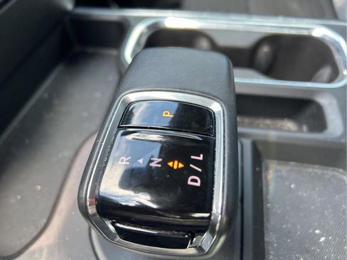 Used 2023 Chevrolet Silverado 1500 RST w/ Z71 Off-Road Package AWD/4WD image 33