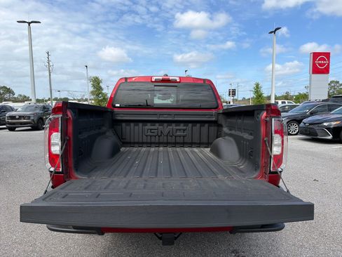 Used 2022 GMC Canyon AT4 w/ Driver Alert Package AWD/4WD image 9