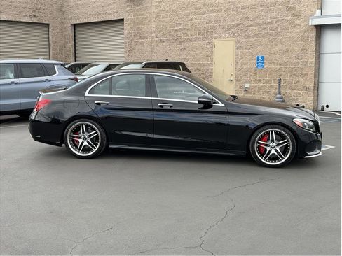 Used 2016 Mercedes-Benz C 300 4MATIC Sedan image 4