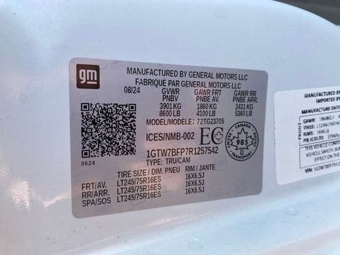 Certified 2024 GMC Savana 2500 Extended w/ Driver Convenience Package RWD image 20