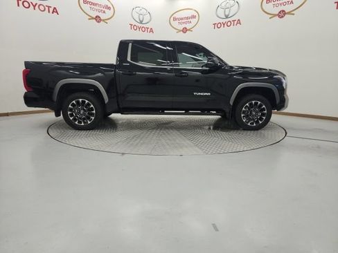Certified 2025 Toyota Tundra Limited w/ Power Package AWD/4WD image 3