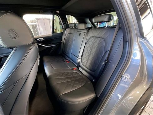 Used 2026 BMW X5 xDrive40i image 14