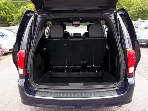 Used 2013 Dodge Grand Caravan R/T w/ Safety Sphere Group FWD image 34