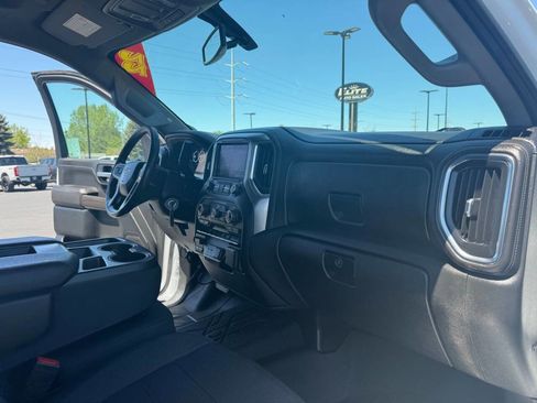 Used 2022 Chevrolet Silverado 2500 LT w/ Fleet Comfort Package AWD/4WD image 35