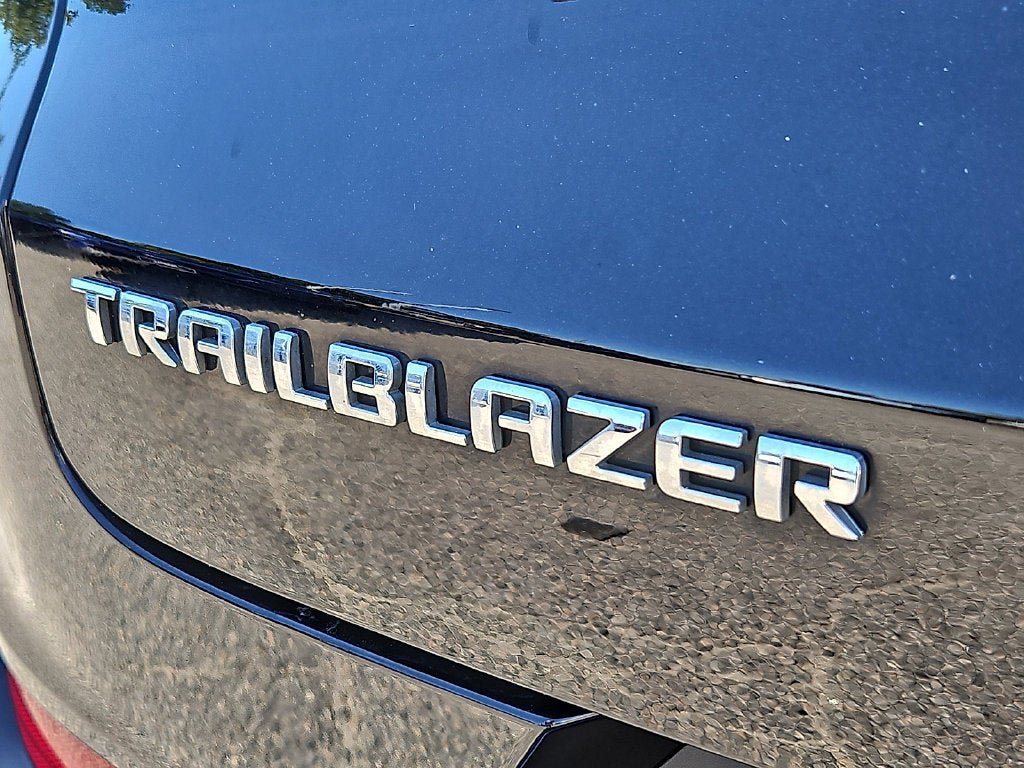 Used 2024 Chevrolet TrailBlazer LT w/ Driver Confidence Package FWD image 30