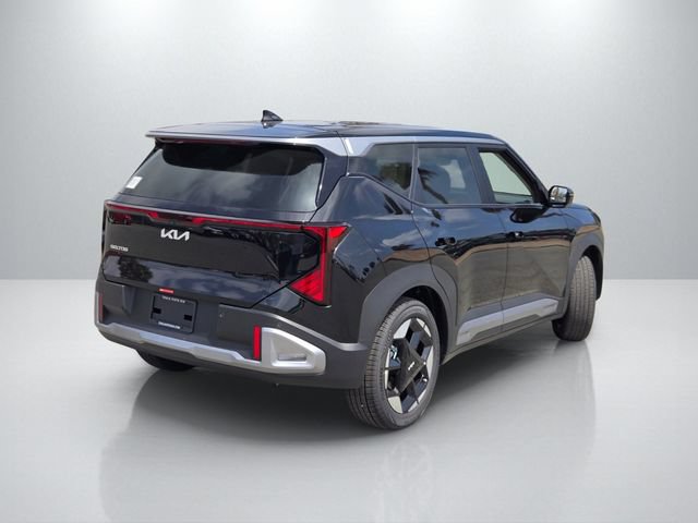 New 2027 Kia Seltos S FWD image 4