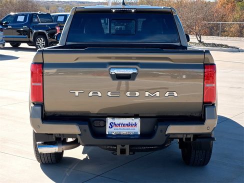 Certified 2025 Toyota Tacoma Limited image 7