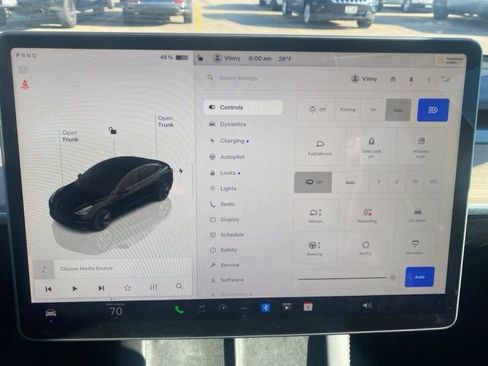 Used 2023 Tesla Model 3 Standard Range image 13