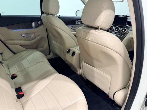 Used 2019 Mercedes-Benz GLC 300 4MATIC image 43