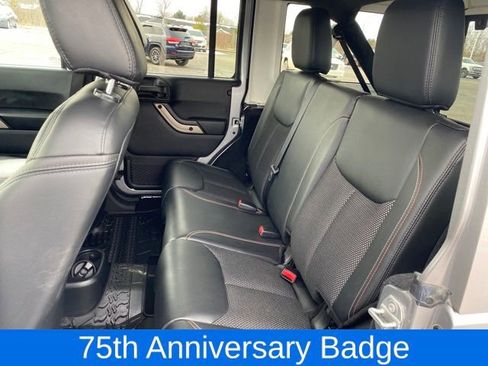 Used 2017 Jeep Wrangler Unlimited Sahara image 16