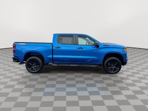 Used 2024 Chevrolet Silverado 1500 Custom Trail Boss w/ Turbomax Blackout Package AWD/4WD image 13