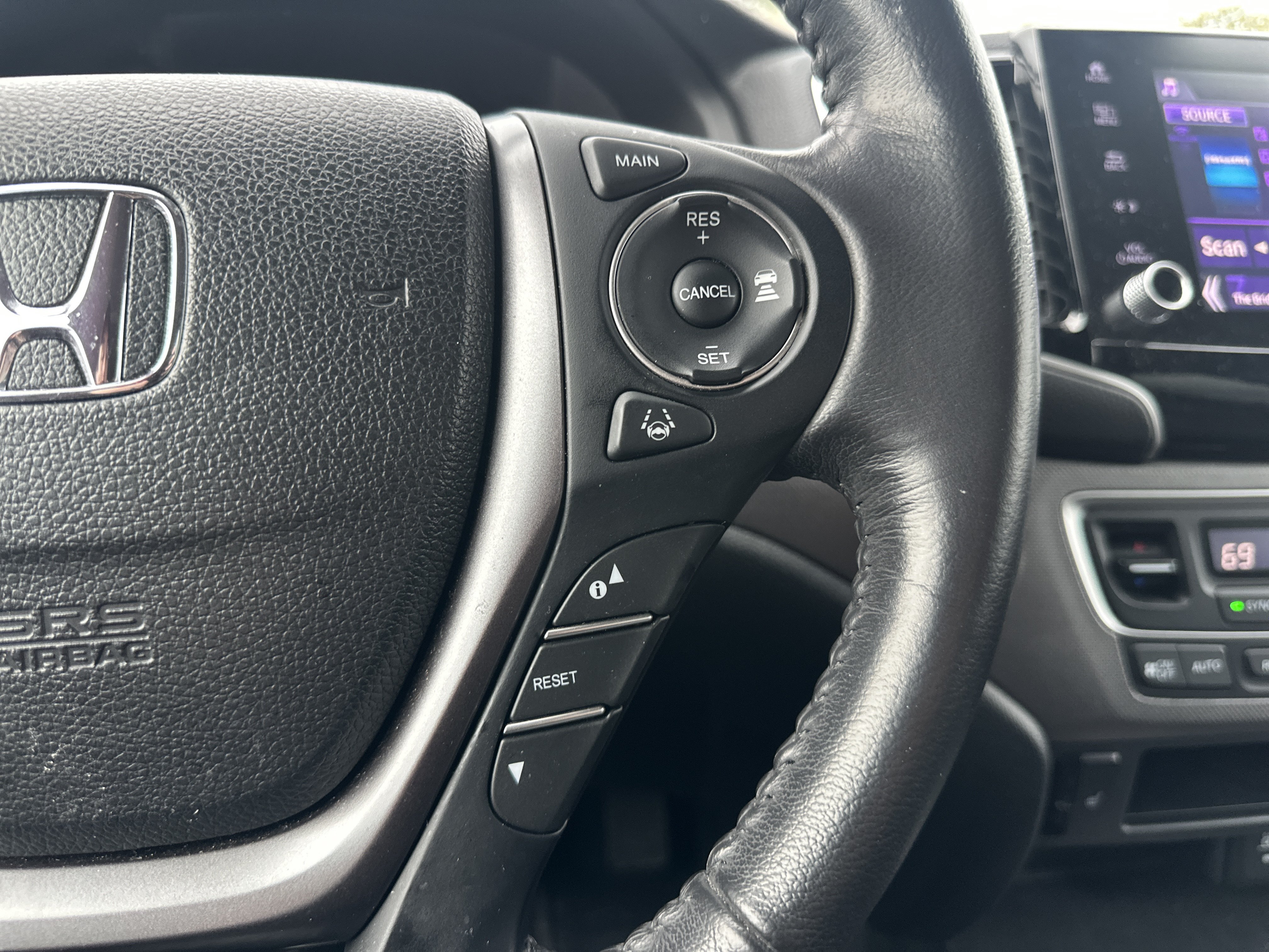 Certified 2023 Honda Ridgeline RTL image 24
