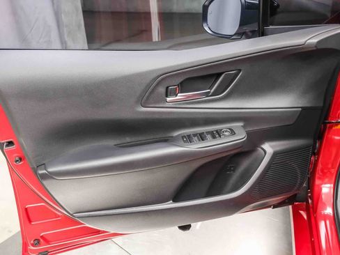 Used 2024 Toyota Prius Prime FWD image 28