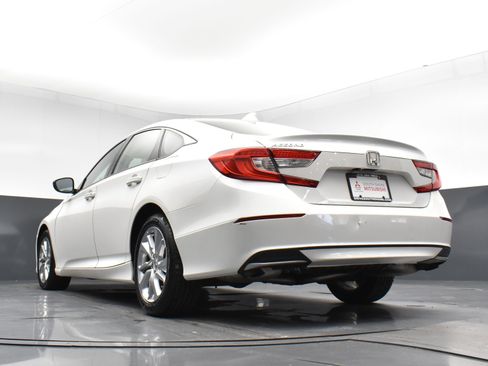 Used 2018 Honda Accord LX image 20