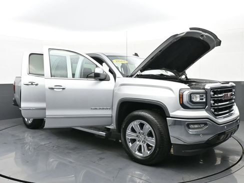 Used 2018 GMC Sierra 1500 SLT image 45