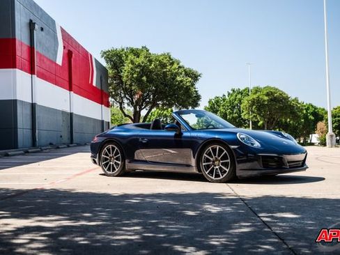 Used 2018 Porsche 911 Carrera RWD image 40