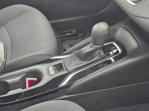 Certified 2021 Toyota Corolla LE FWD image 12