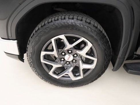 Used 2024 GMC Sierra 1500 SLT w/ SLT Premium Plus Package image 7