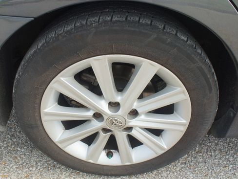 Used 2012 Toyota Camry XLE FWD image 18