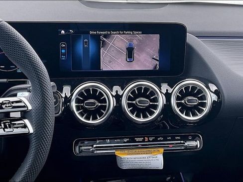 New 2026 Mercedes-Benz GLA 250 image 6