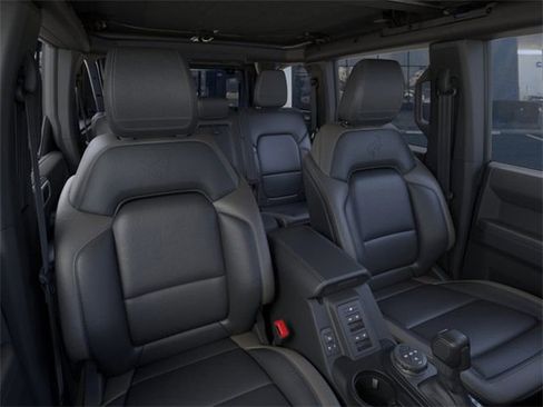 New 2025 Ford Bronco Outer Banks image 10
