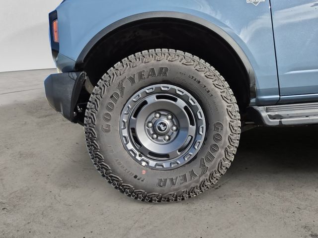 Used 2025 Ford Bronco Outer Banks w/ Sasquatch Package AWD/4WD image 9