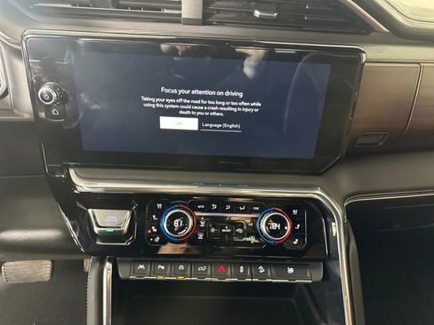 Used 2024 GMC Sierra 1500 Denali Ultimate image 21