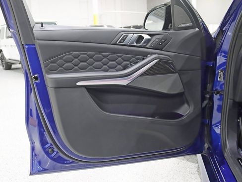 Used 2022 BMW X5 M w/ Competition Package 2 image 40