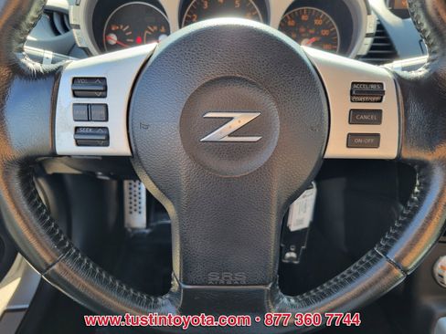 Used 2006 Nissan 350Z Touring w/ (K96) Aerodynamics Pkg image 17