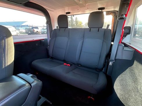 Used 2018 Jeep Wrangler Sport S image 26