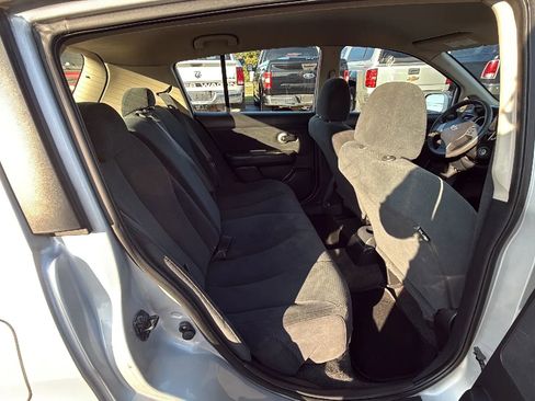 Used 2010 Nissan Versa 1.8 S w/ PWR Plus Pkg image 15