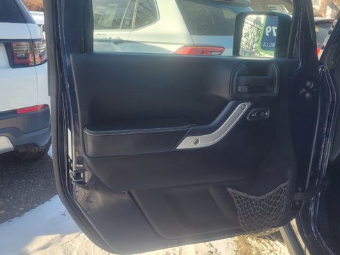 Used 2013 Jeep Wrangler Unlimited Sport image 10