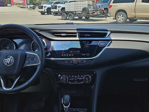 Used 2023 Buick Encore GX Essence w/ Experience Buick Package FWD image 10