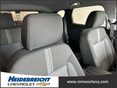 Used 2024 Chevrolet Blazer LT w/ Convenience Package FWD image 34