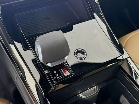 New 2026 Land Rover Range Rover Sport Dynamic SE AWD/4WD image 19