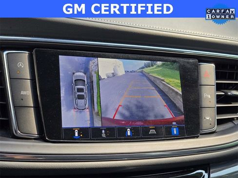 Certified 2024 Buick Enclave Premium image 28