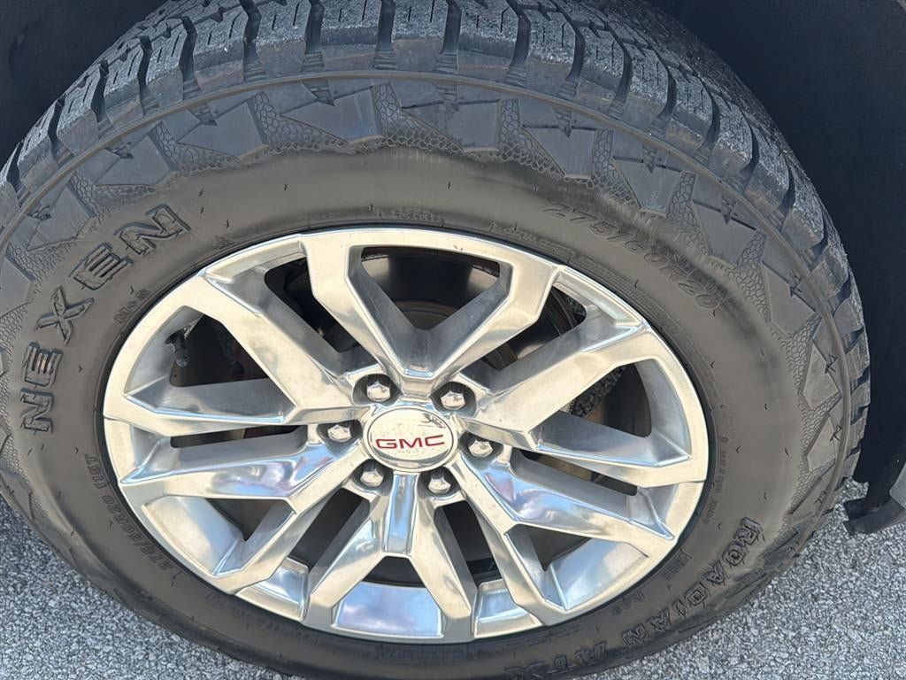 Used 2020 GMC Sierra 1500 SLT w/ SLT Premium Plus Package AWD/4WD image 28