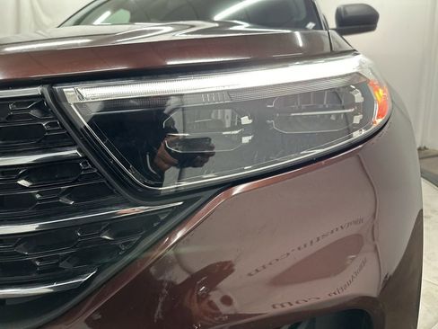 Used 2020 Ford Explorer XLT image 33